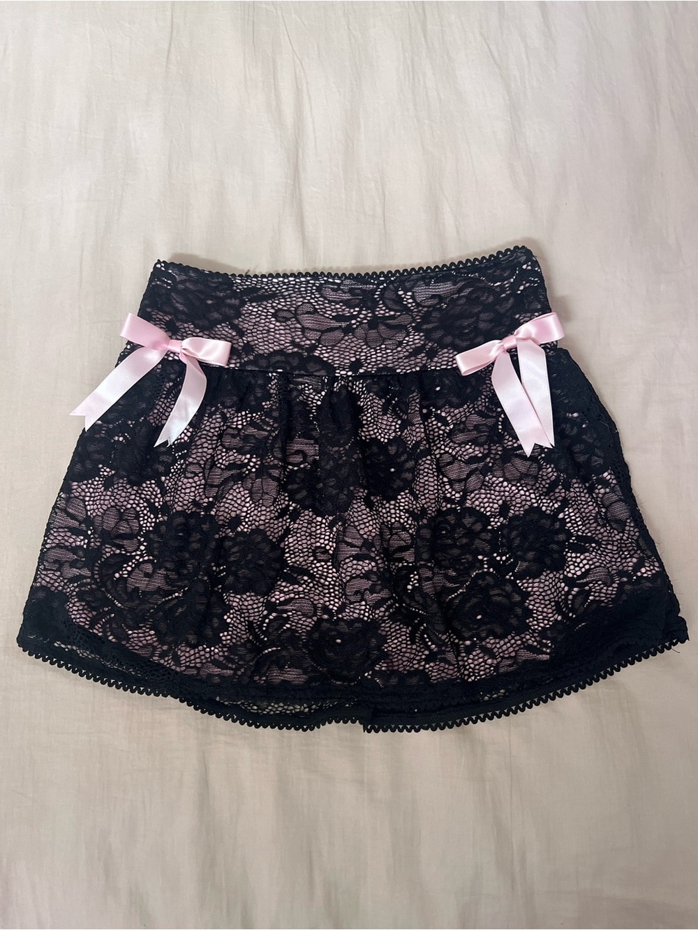 Sugar Thrillz Black and Pink Lace Bow Skirt